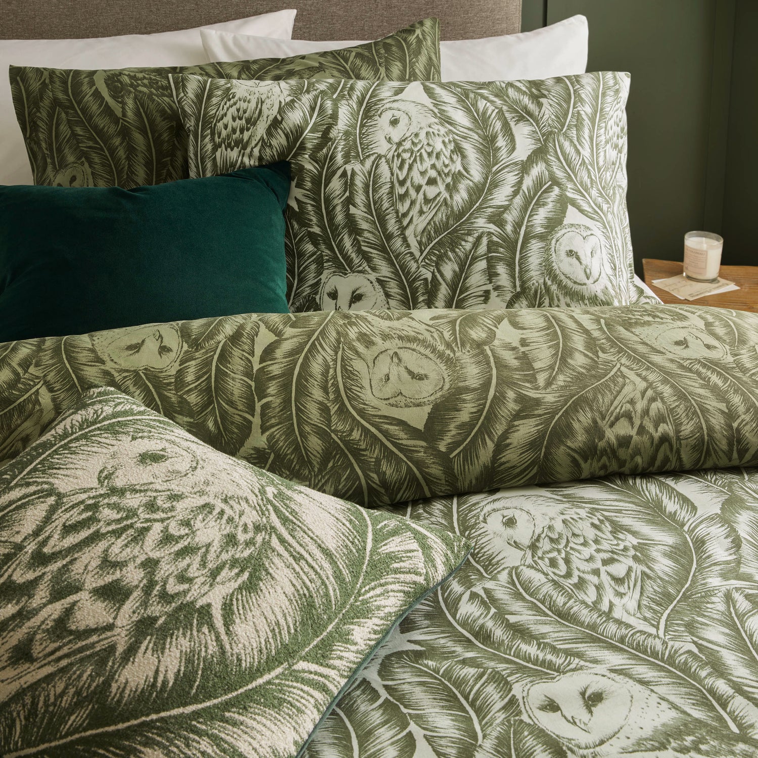 Albus Jacquard Filled Cushion 45cm x 45cm Forest Green