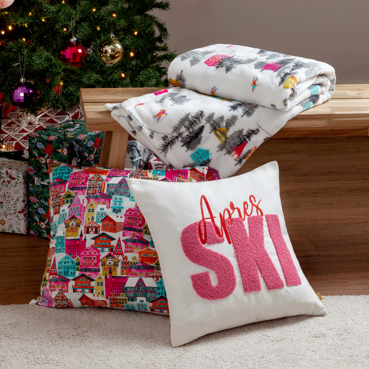 Apres Ski Tufted Filled Cushion 45cm x 45cm Snow