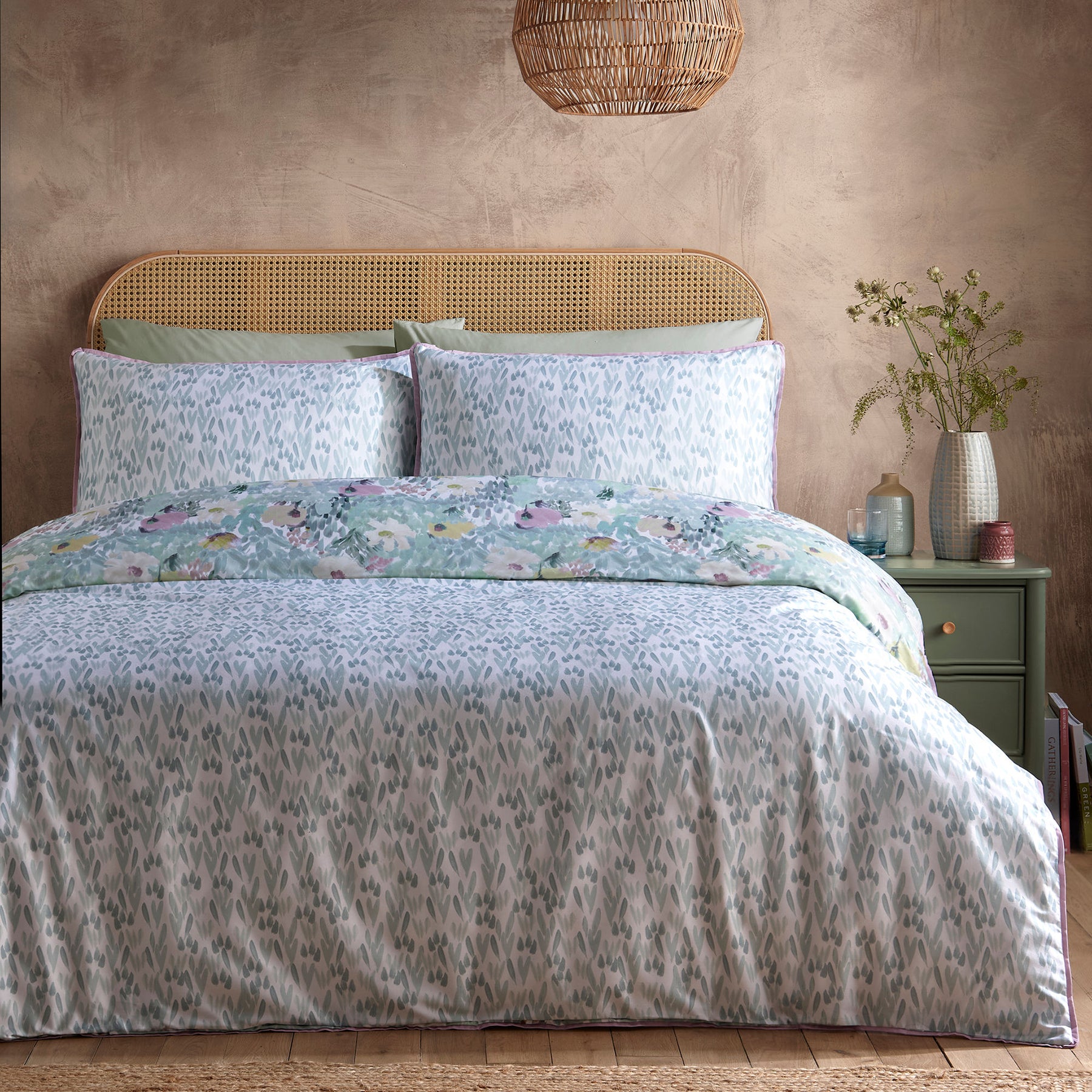 Appletree Abstract Floral Duvet Cover Bedding Set Green