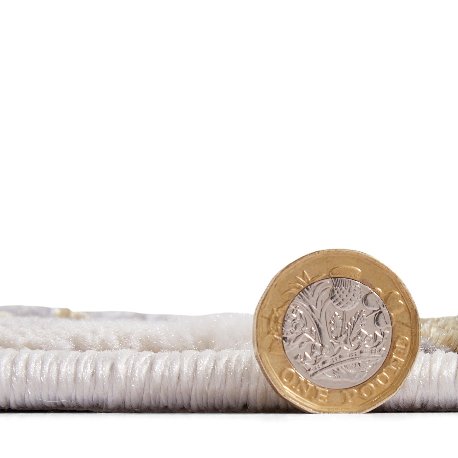 Artemis B8403A Metallic Effect Yarn Rug Gold Silver