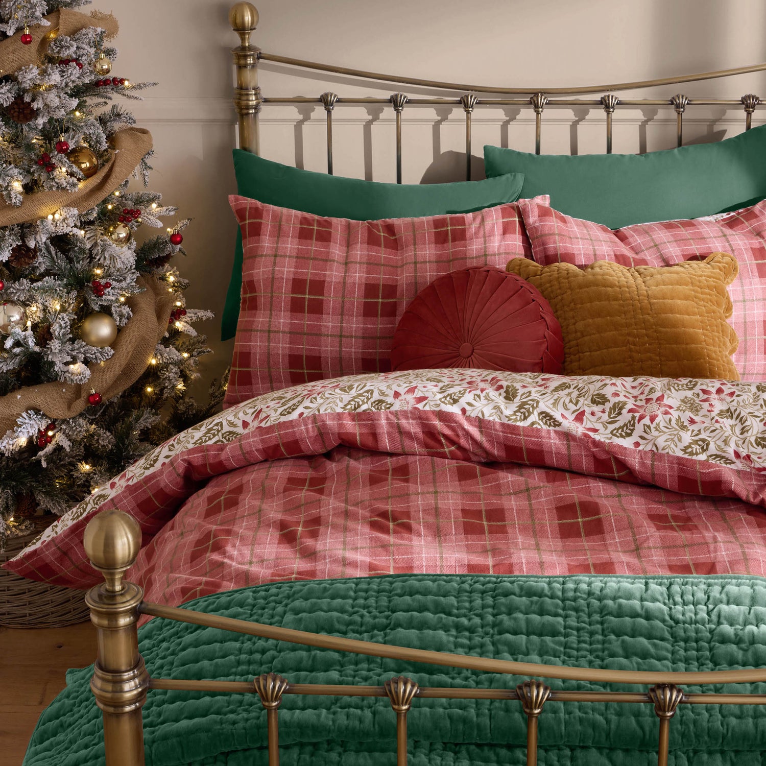 Laura Ashley Astley Floral Christmas Brushed Cotton Duvet Cover Bedding Set Festive Red