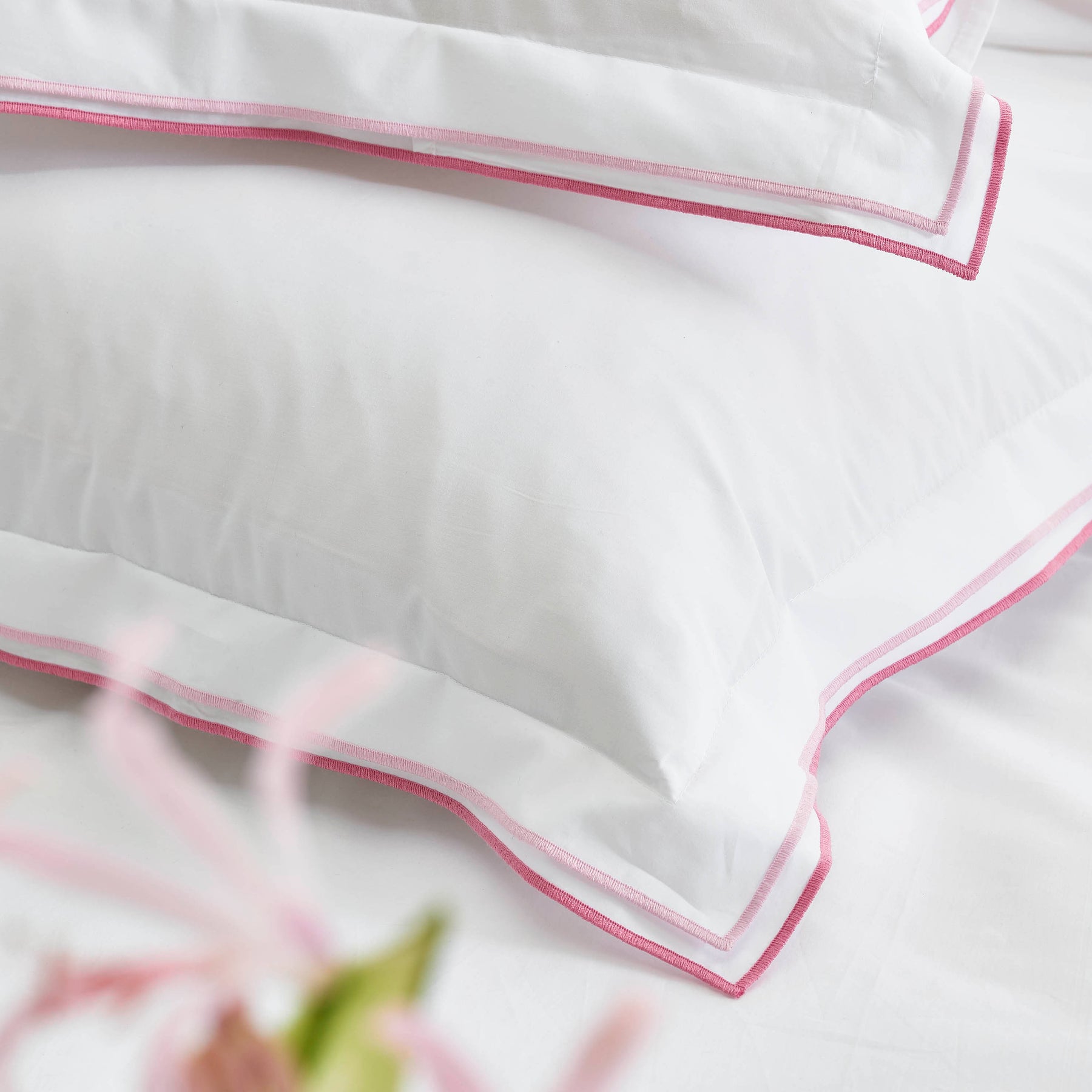 Designers Guild Astor Pair of Oxford Pillowcases Fuchsia Pink