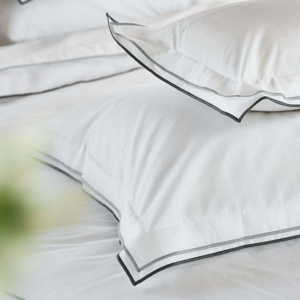 Designers Guild Astor Duvet Cover Bedding Set Silver Slate