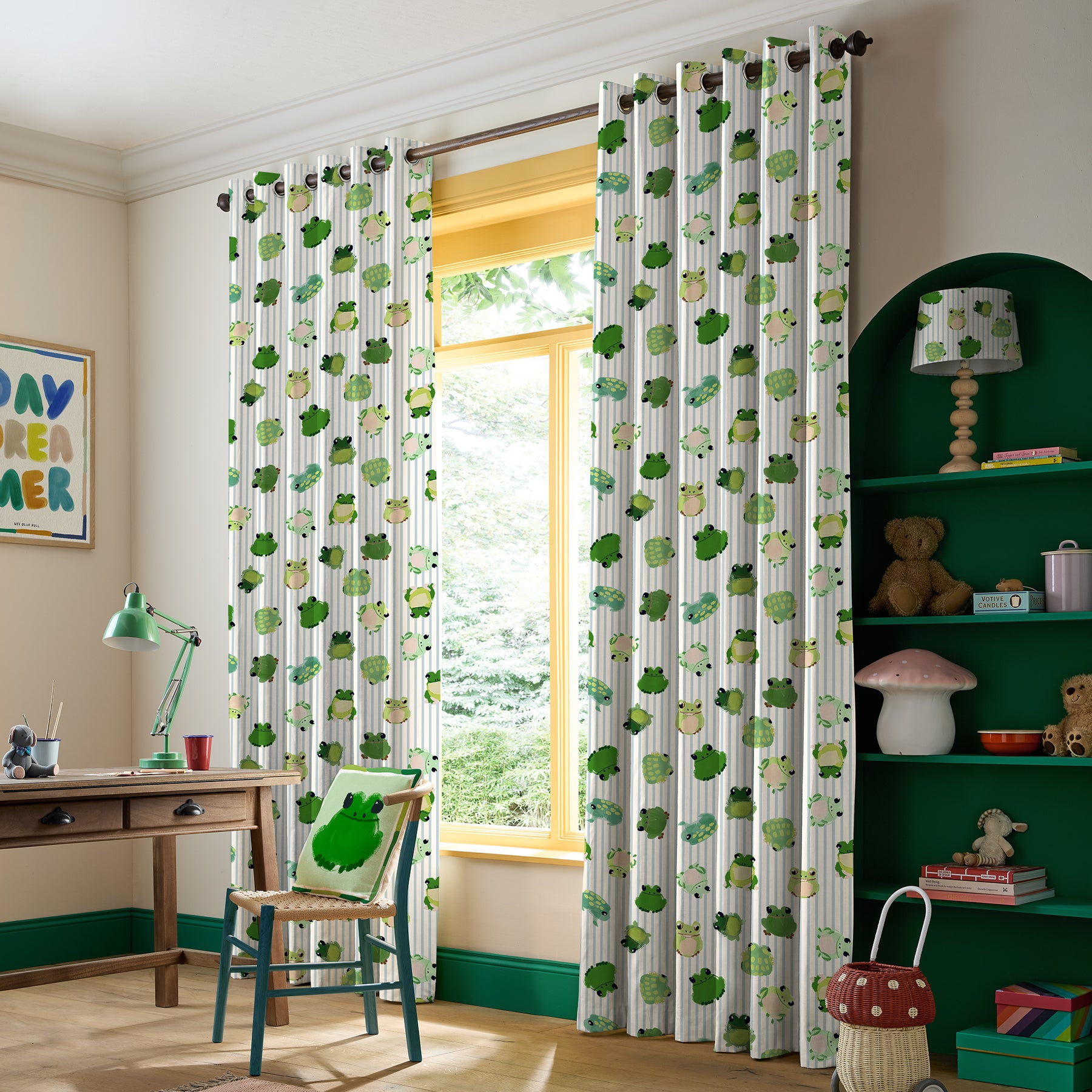 Wee Blue Bell Little Frogs Made To Measure Curtains Pond