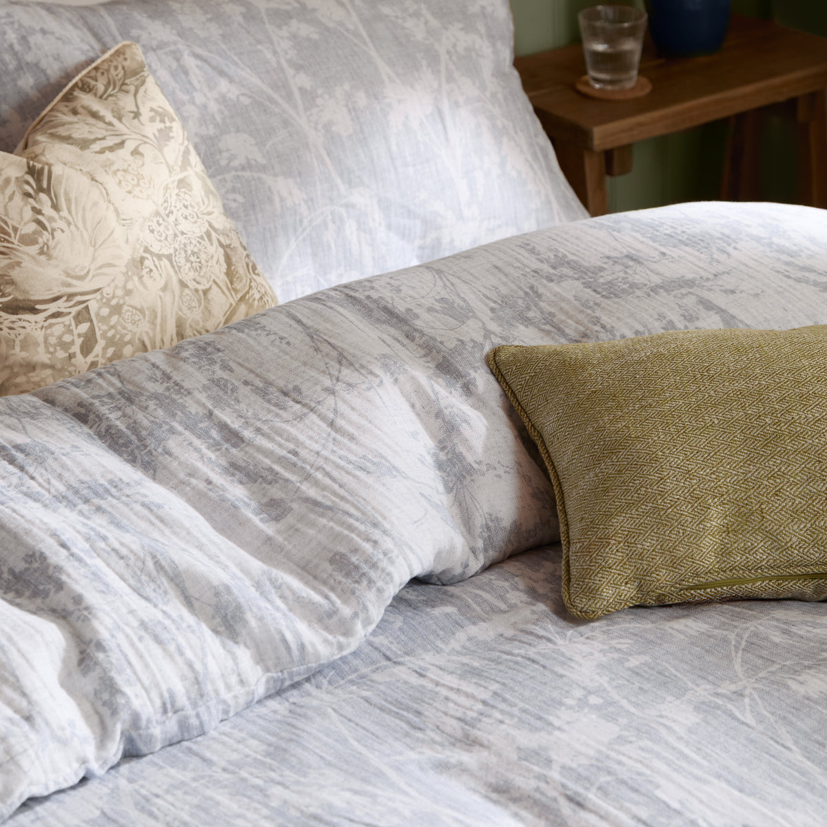 Voyage Maison Braeflower Cotton Muslin Duvet Cover Bedding Set Chambray