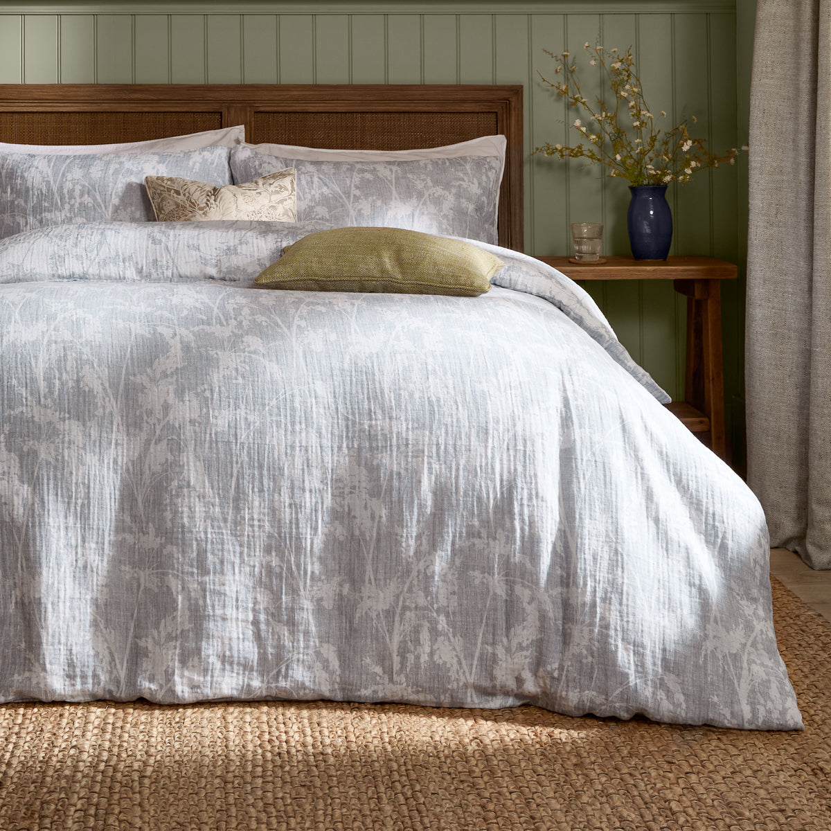 Voyage Maison Braeflower Cotton Muslin Duvet Cover Bedding Set Chambray