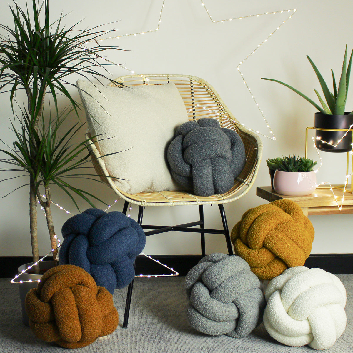 Furn. Boucle Knot Fleece 30cm x 30cm Filled Cushion Charcoal