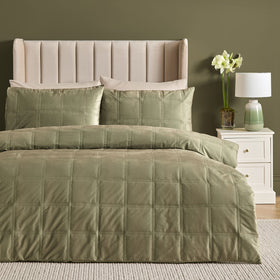 Soiree Brighton Square Velvet Duvet Cover Bedding Set Green