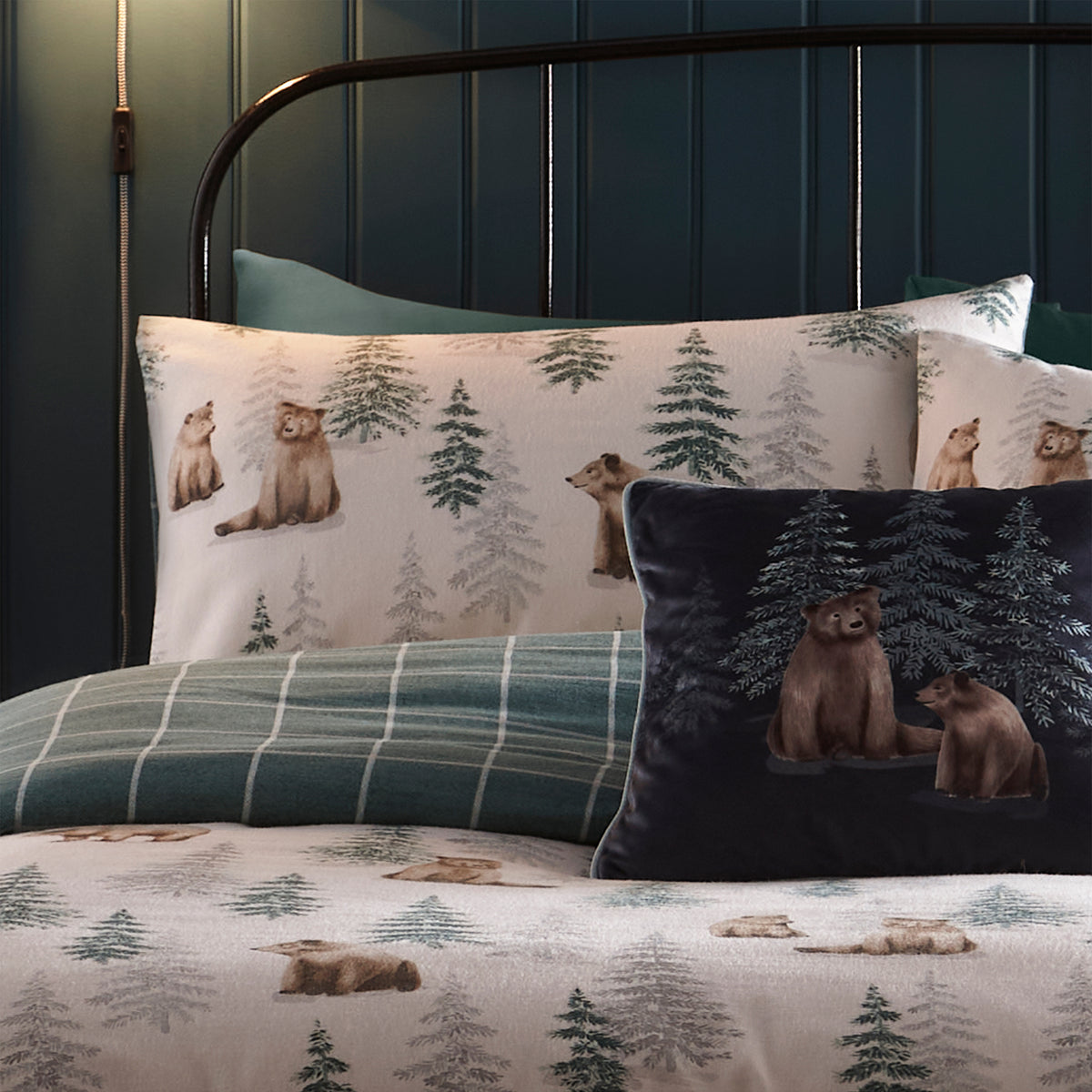 Dreams & Drapes Bear Walks Duvet Cover Bedding Set Natural