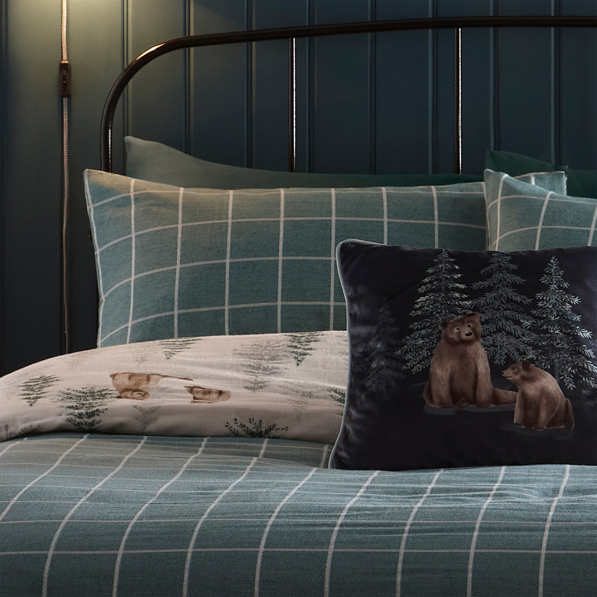 Dreams & Drapes Bear Walks Duvet Cover Bedding Set Natural