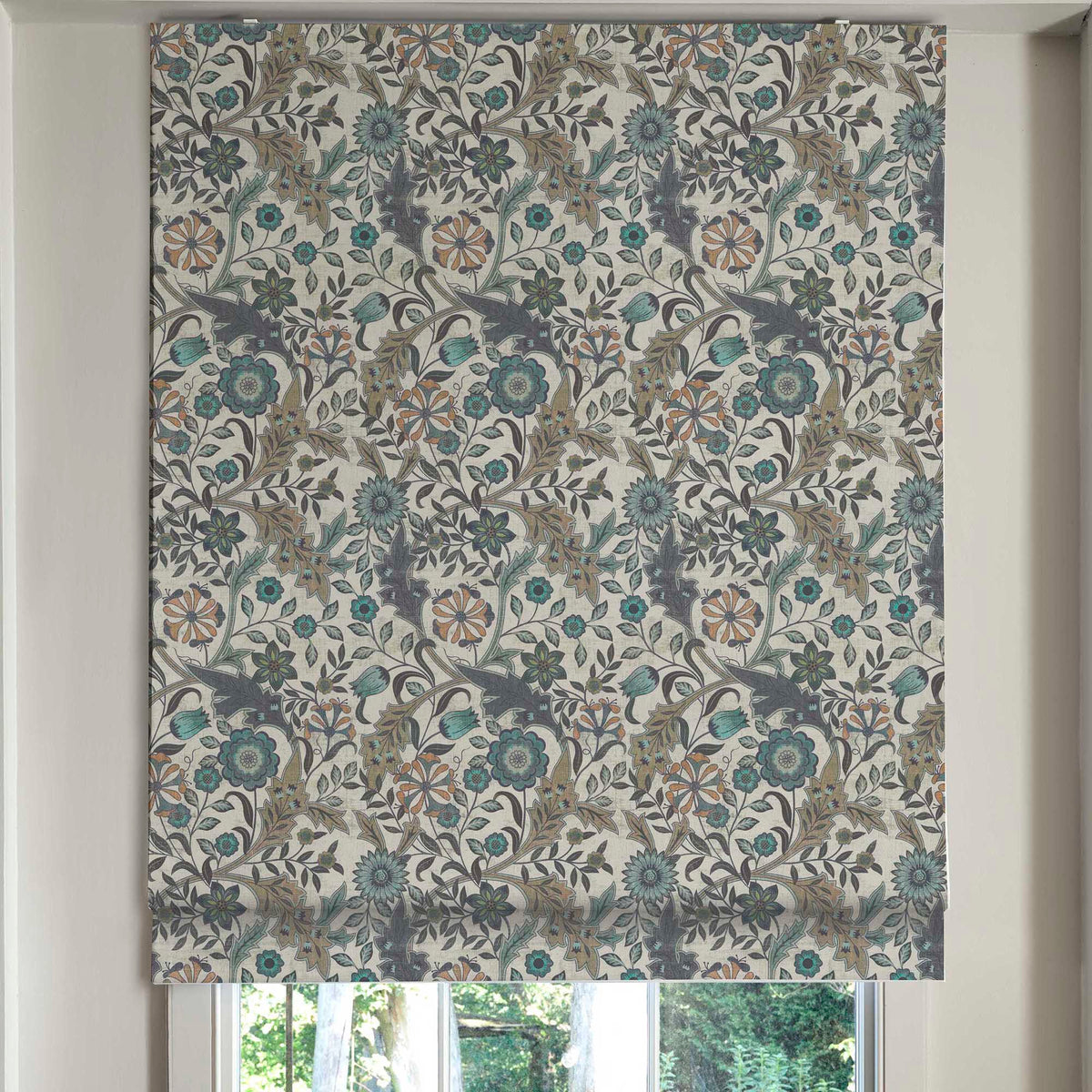 Linda Barker Home Agra Made To Measure Roman Blind Saphire