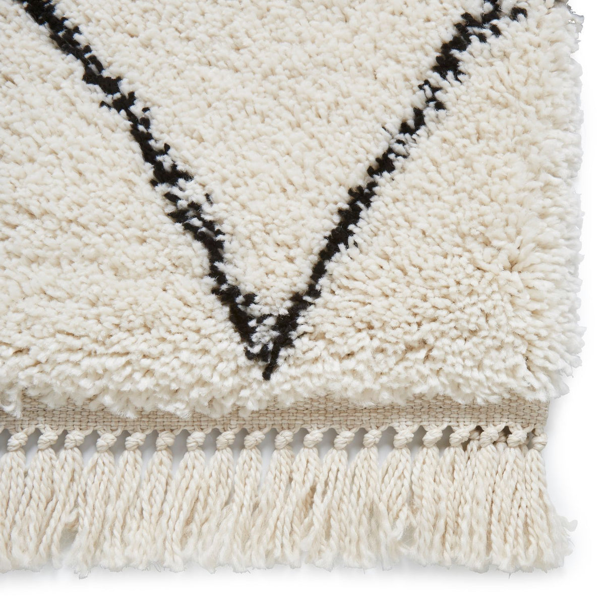 Boho 8280 80cm x 150cm Shaggy Rug White Black