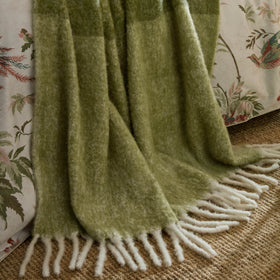 Laura Ashley Bronwen 130cm x 170cm Throw Olive Green