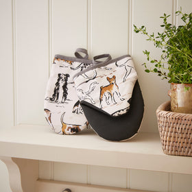 Ulster Weavers Country Dogs Pair of Microwave Mitts Brown