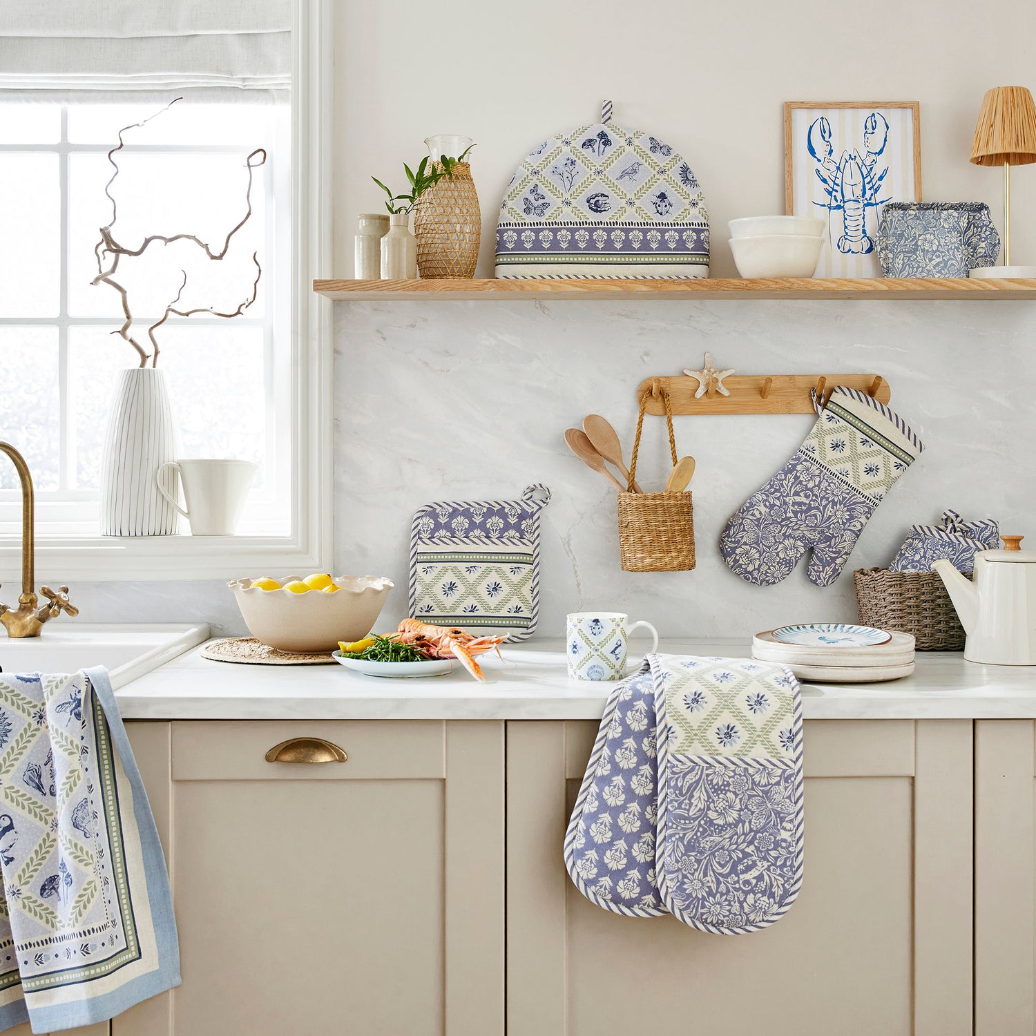 Ulster Weavers Coastal Treasures Pack of 4 Placemats Blue