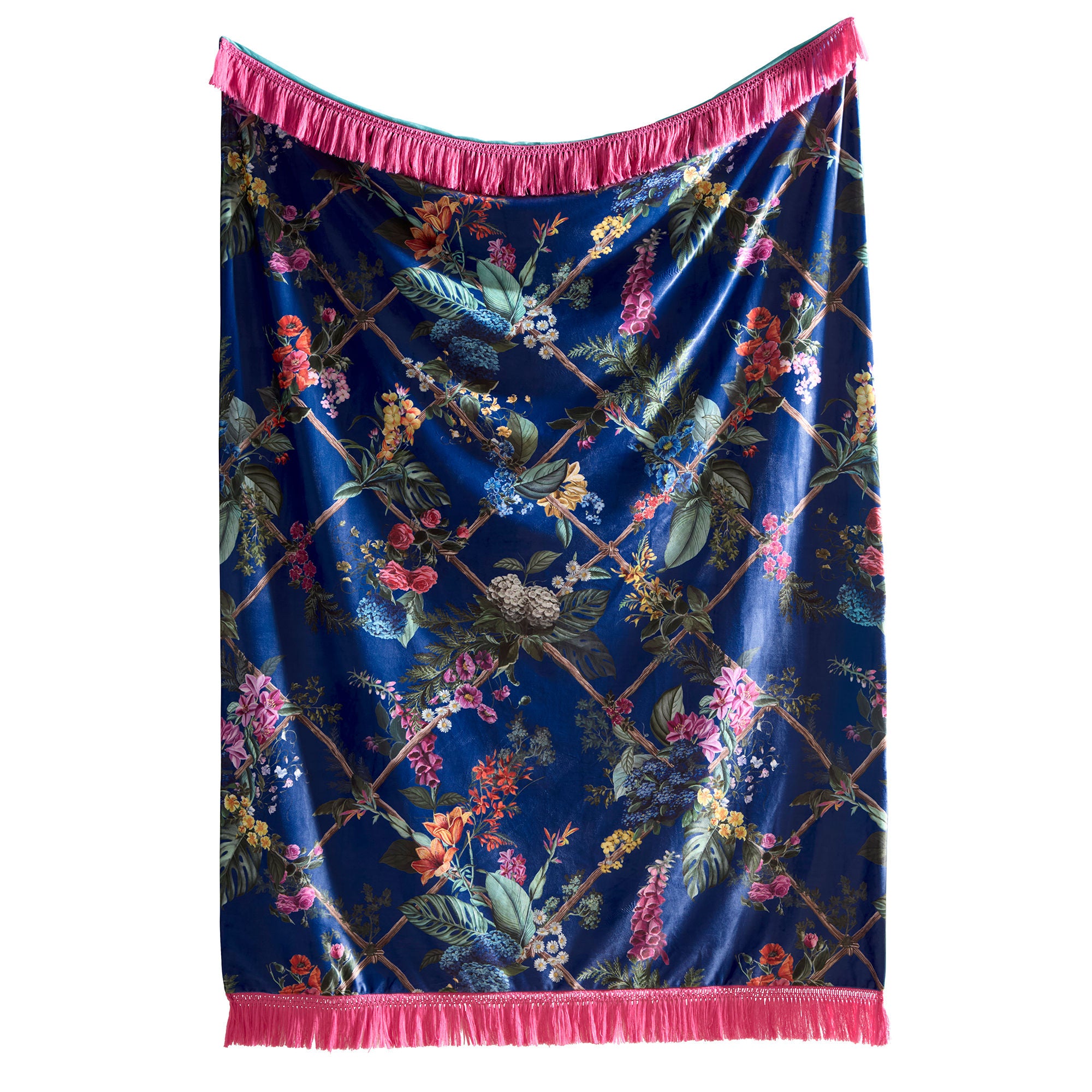 Laurence Llewelyn Bowen Cotswold Fantasia Velvet Soft Touch Throw 130cm laurence-llewelyn-bowen-cotswold-fantasia-velvet-soft-touch-throw-130cm