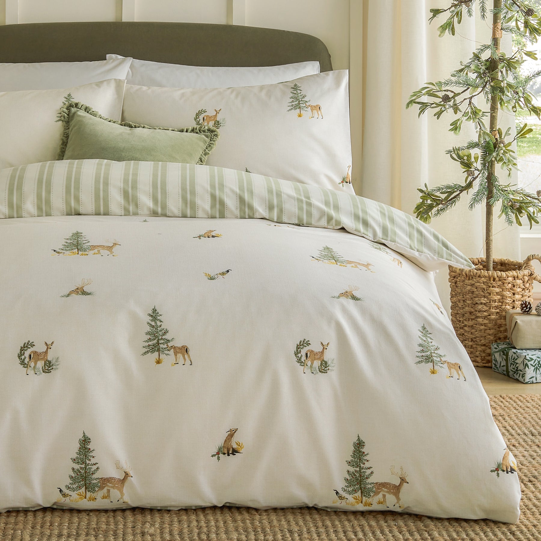 Wylder Nature Charlecote Duvet Cover Bedding Set Green Natural