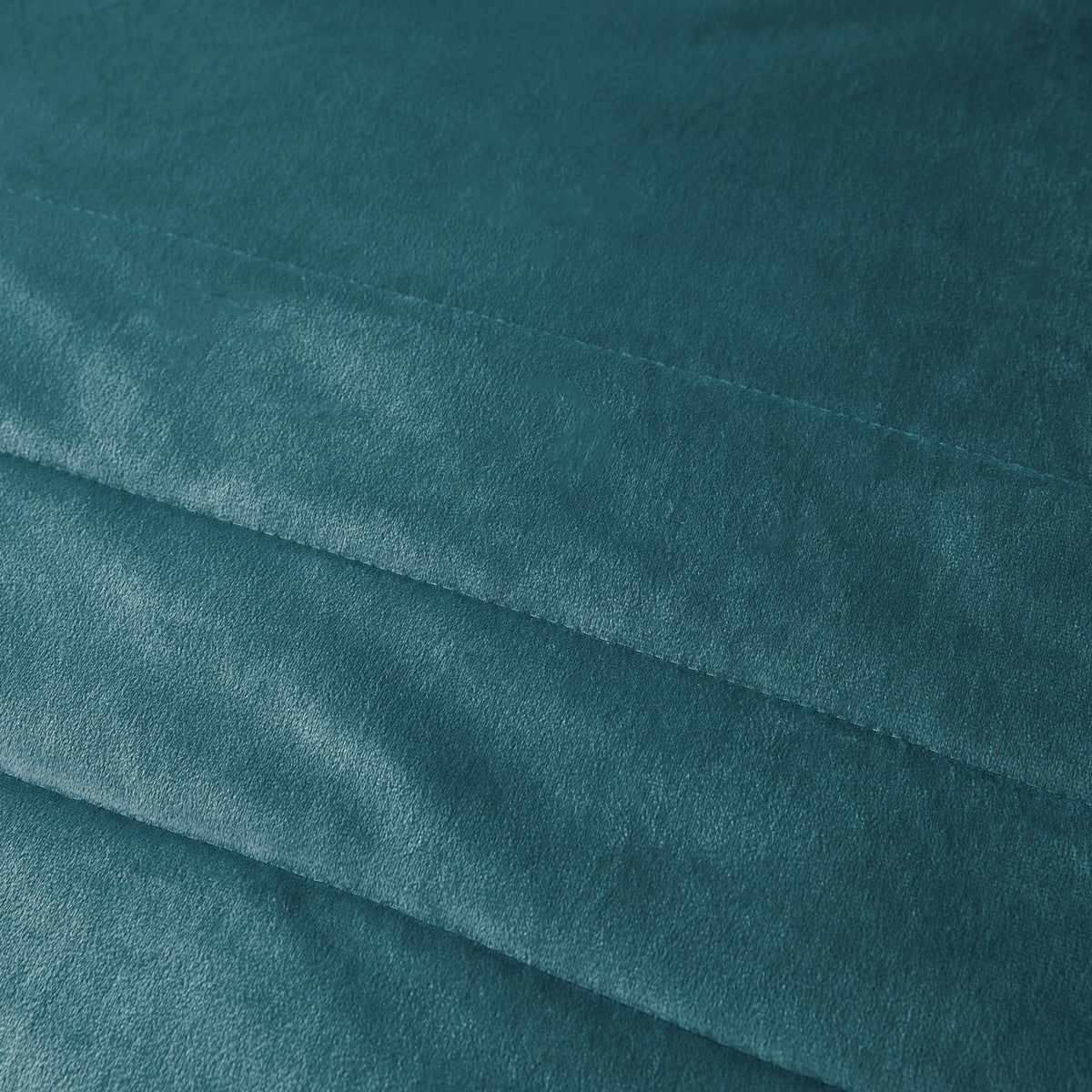 Laurence Llewelyn-Bowen Chic Velvet Touch 150cm x 220cm Bedspread Teal
