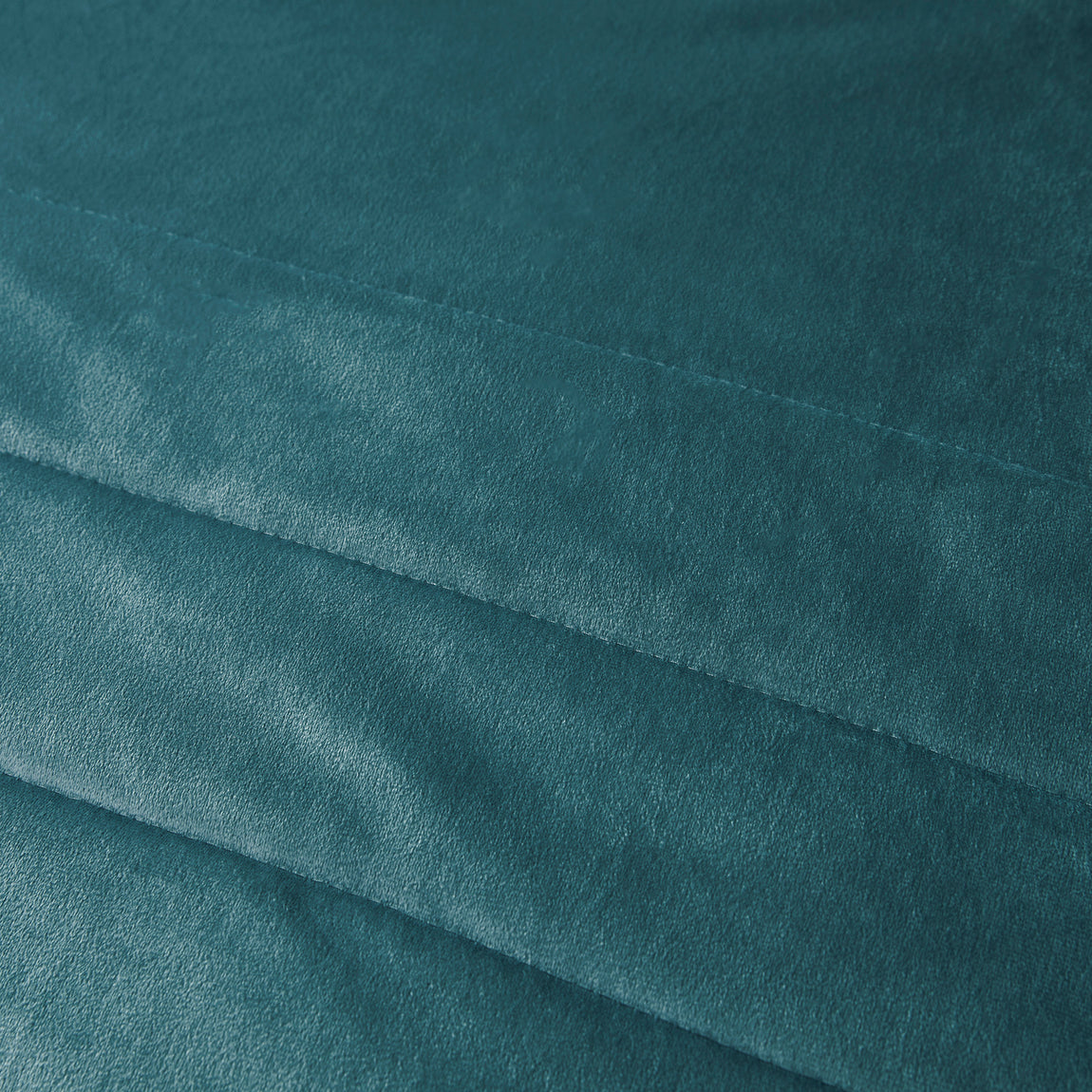 Laurence Llewelyn-Bowen Chic Velvet Touch 150cm x 220cm Bedspread Teal
