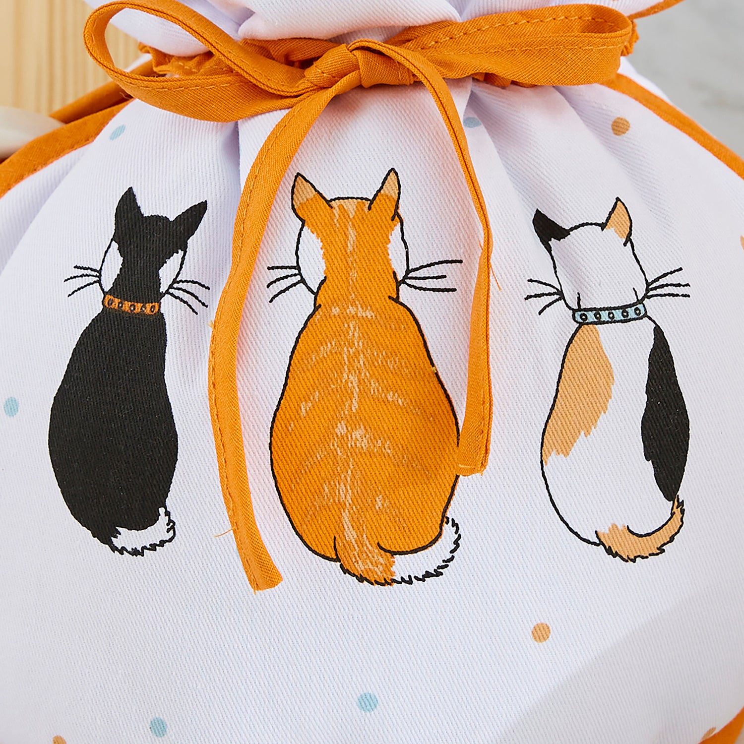 Ulster Weavers Cats In Waiting Thermal Tea Cosy Orange