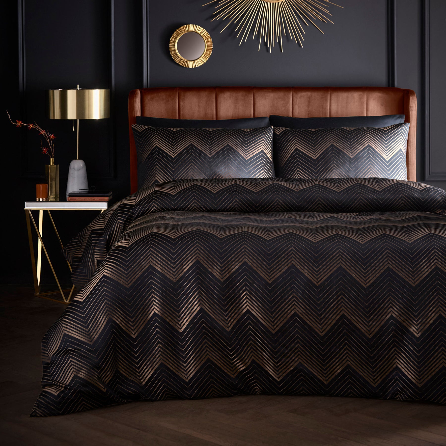 Laurence Llewelyn-Bowen Cocktail Jacquard Duvet Cover Bedding Set Black