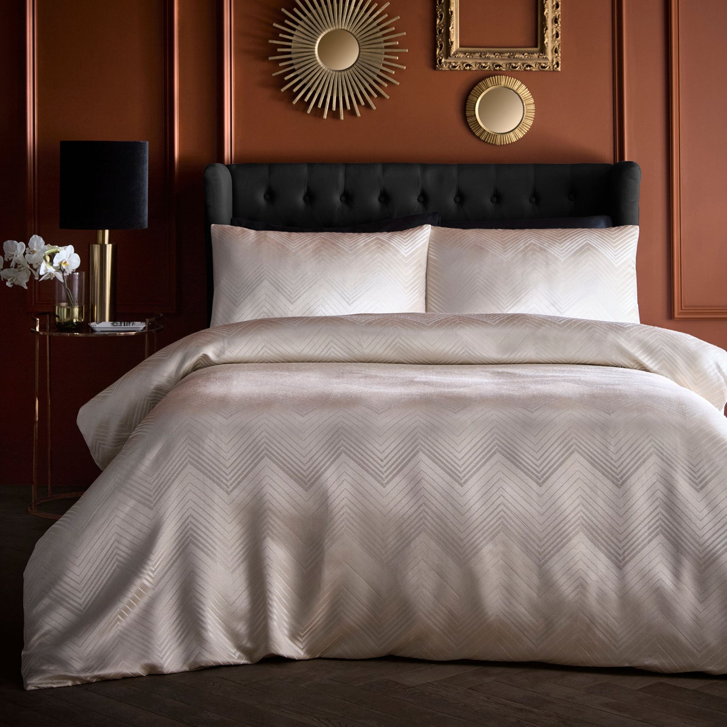 Laurence Llewelyn-Bowen Cocktail Jacquard Duvet Cover Bedding Set Ivory