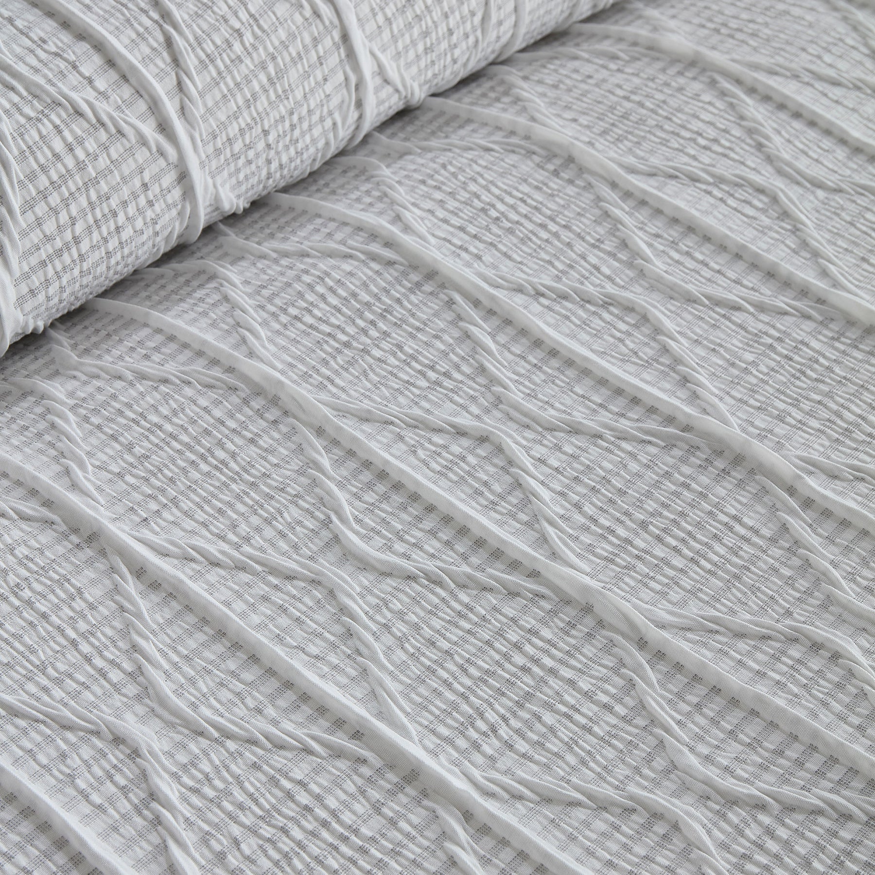 Serene Crinkle Stripe Duvet Cover Bedding Set White