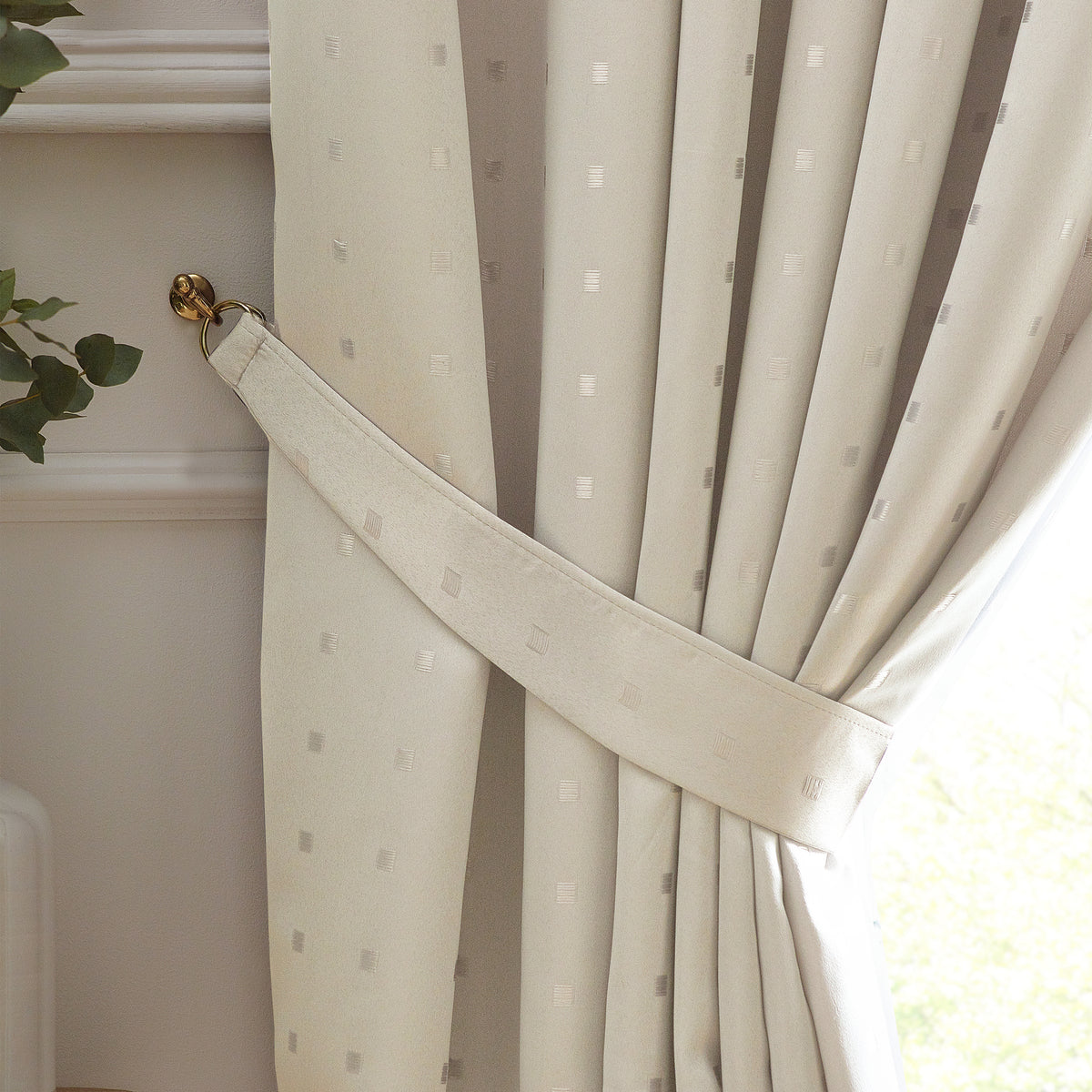 Madison Ready Made Pencil Pleat Curtains Cream