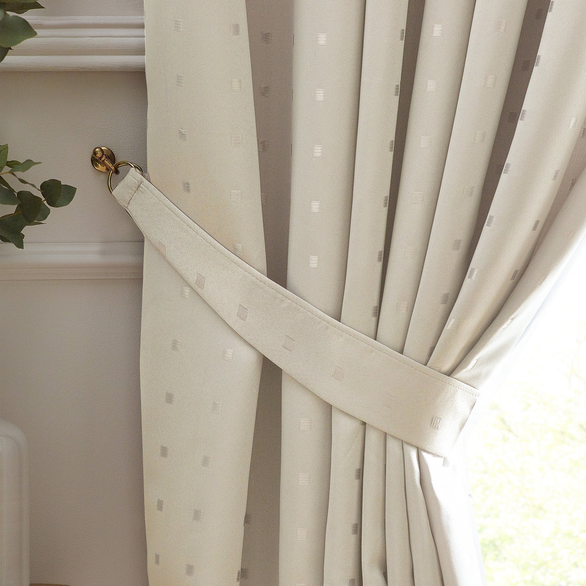 Madison Ready Made Pencil Pleat Curtains Cream