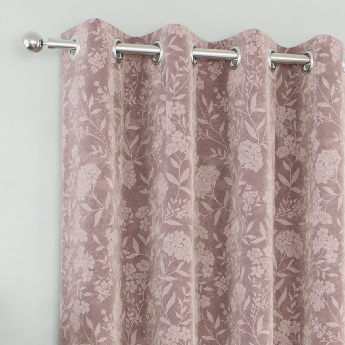 Cuba Thermal Ready Made Eyelet Blackout Curtains Pink