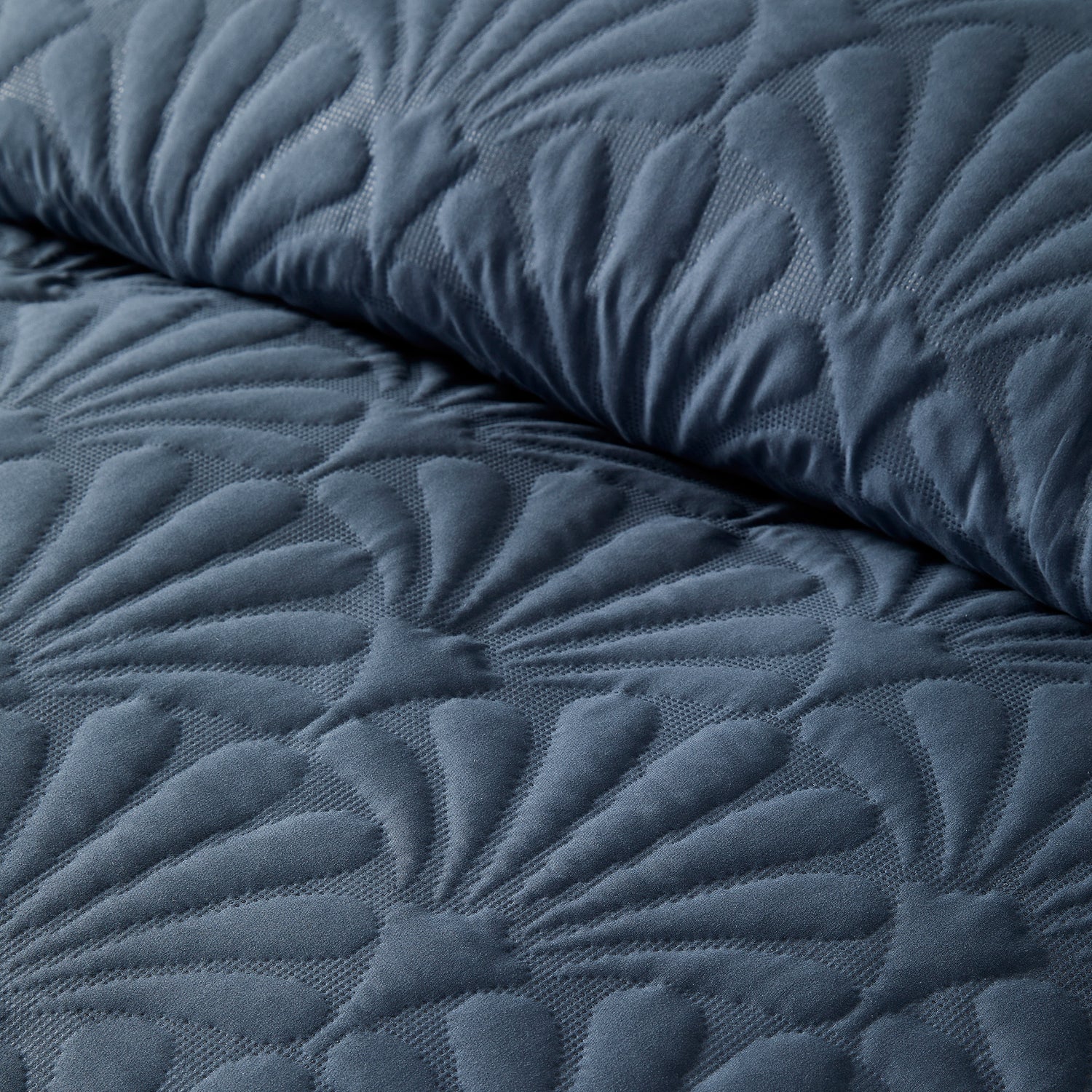 Serene Cavali Super Soft Duvet Cover Bedding Set Dark Blue or Denim Blue