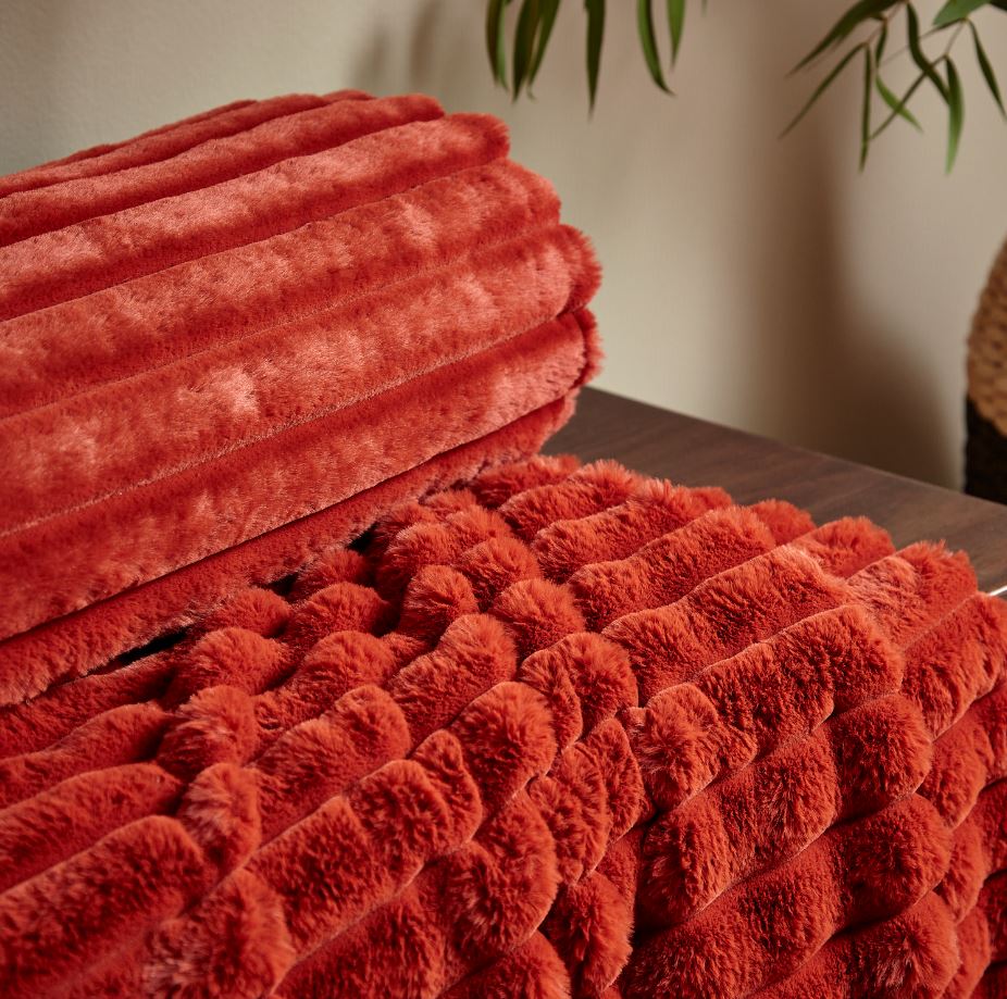 Catherine Lansfield Cosy Ribbed Faux Fur 130x170cm Throw Burnt Orange