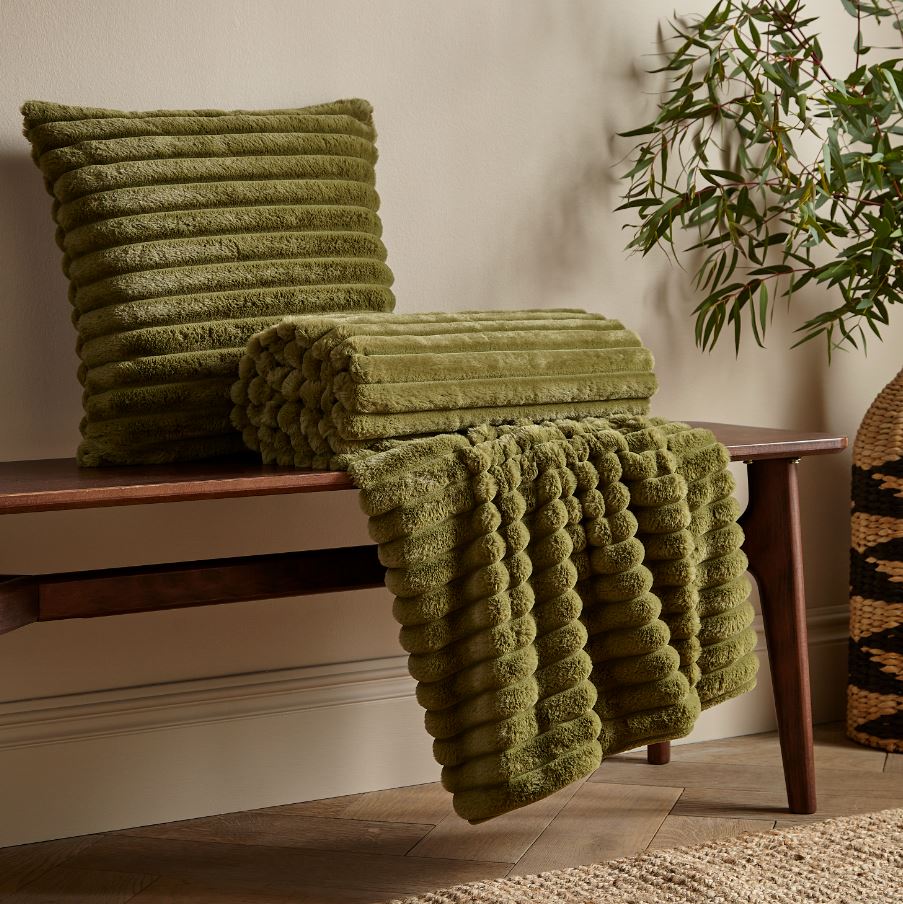 Catherine Lansfield Cosy Ribbed Faux Fur 130x170cm Throw Olive
