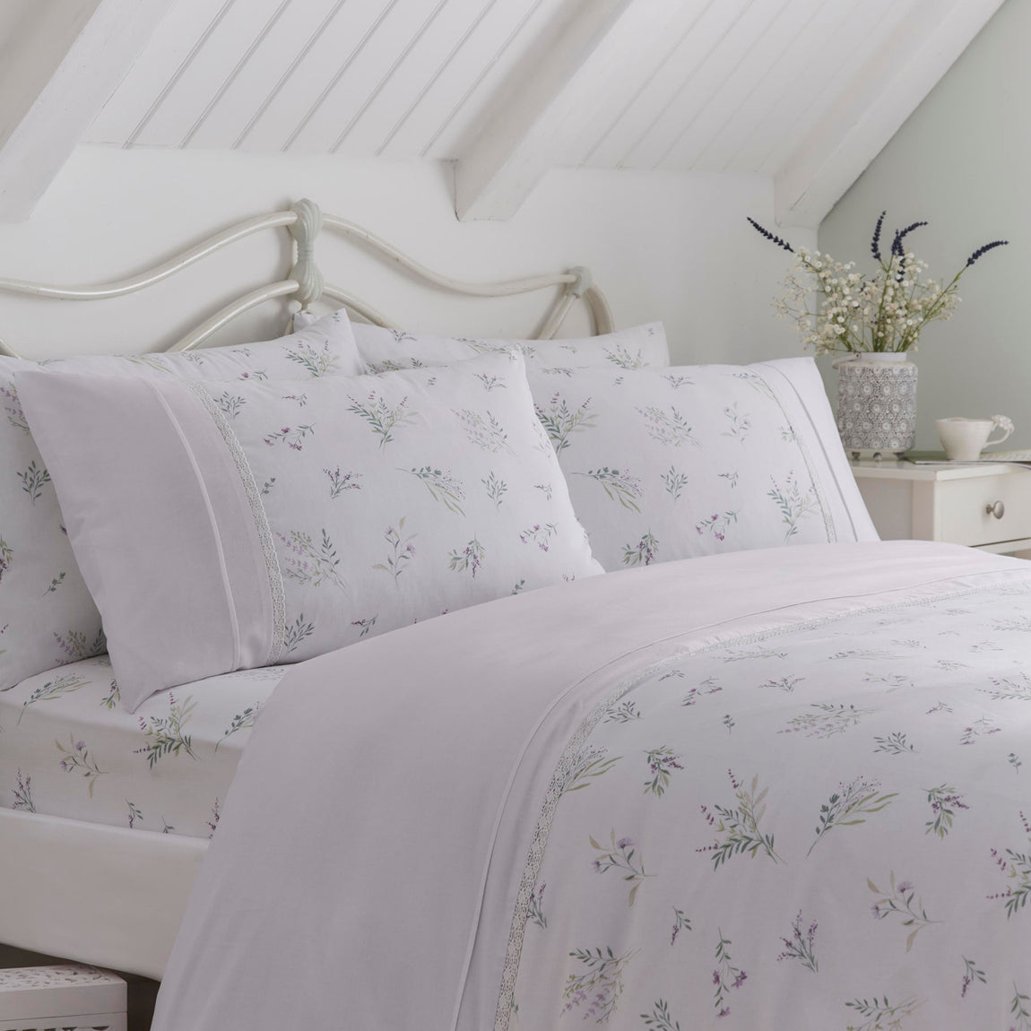 Dreams & Drapes Chloe Duvet Cover Bedding Set Lilac