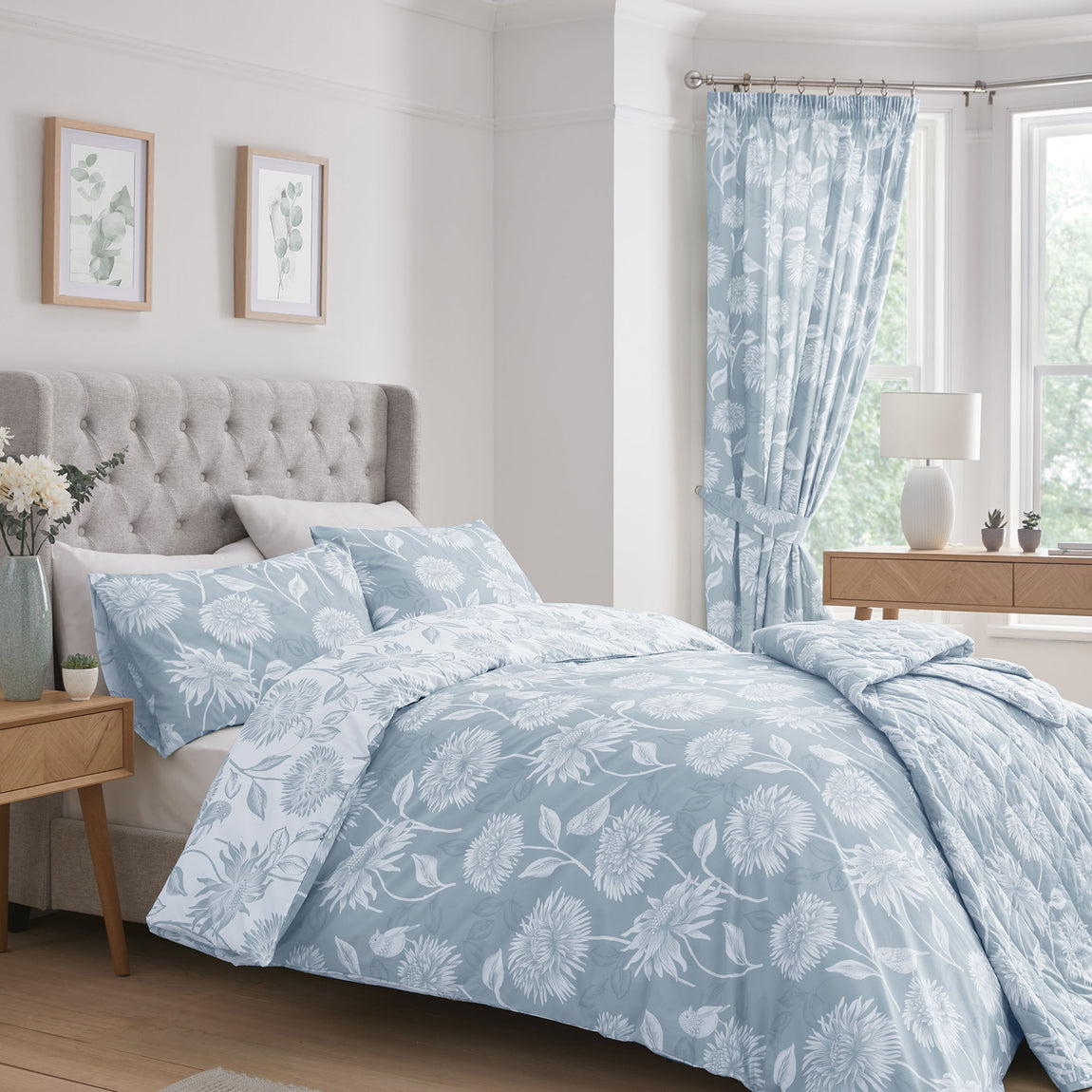 Dreams & Drapes Chrysanthemum Ready Made Pencil Pleat Curtains Blue