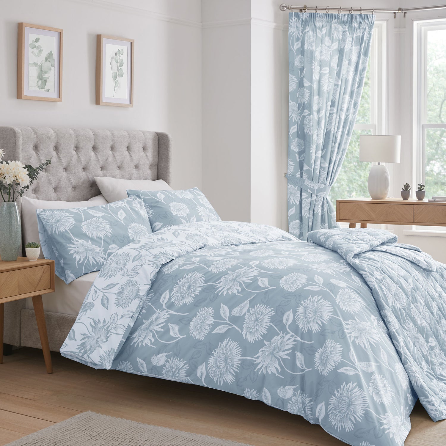 Dreams & Drapes Chrysanthemum Duvet Cover Bedding Set Blue