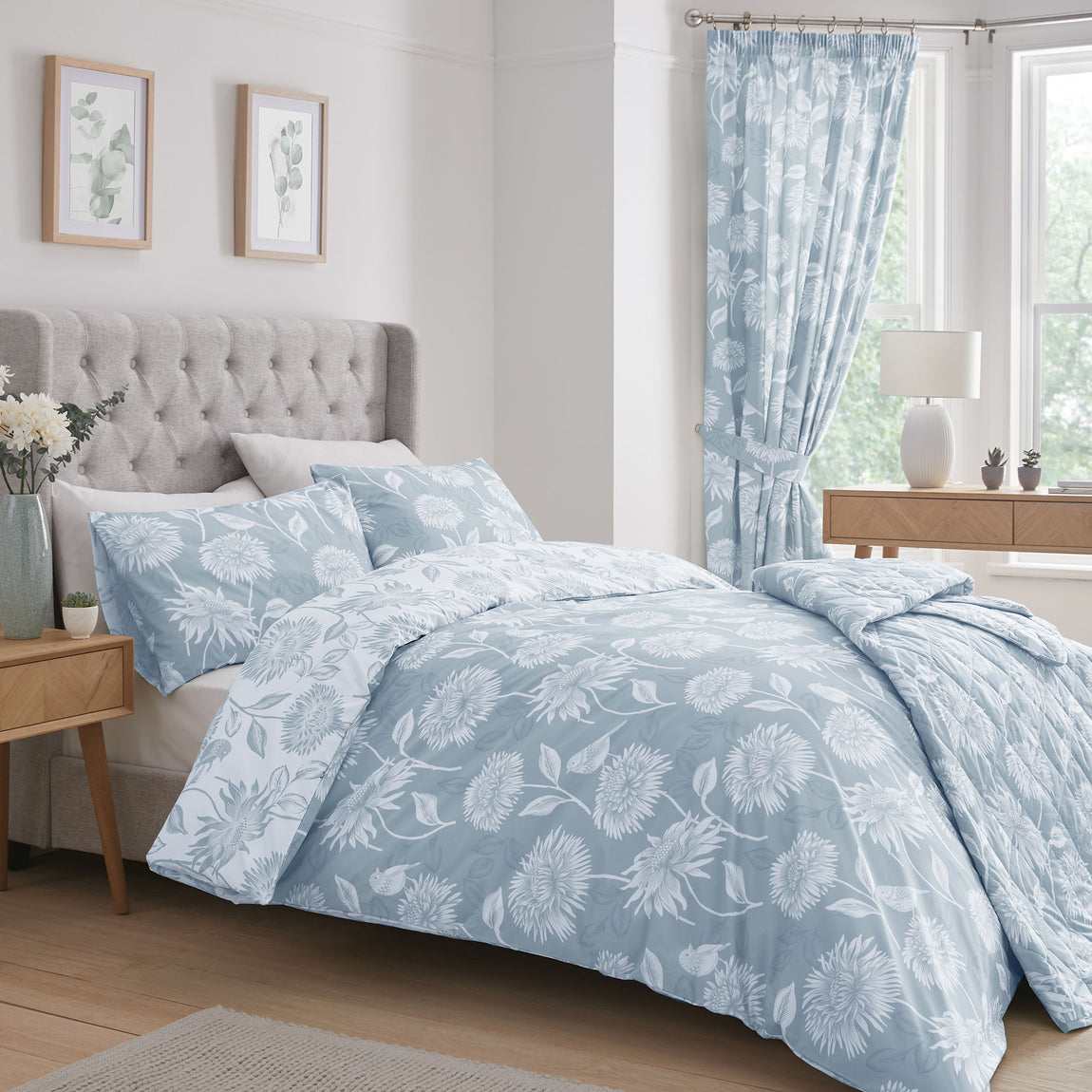 Dreams & Drapes Chrysanthemum Duvet Cover Bedding Set Blue