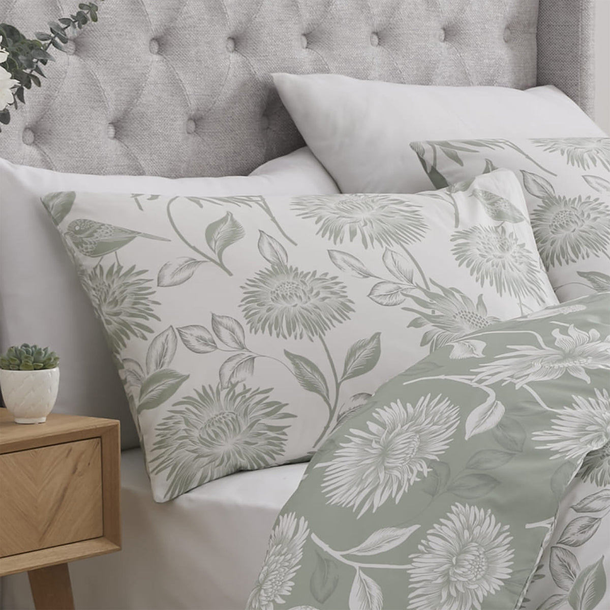 Dreams & Drapes Chrysanthemum Duvet Cover Bedding Set Green