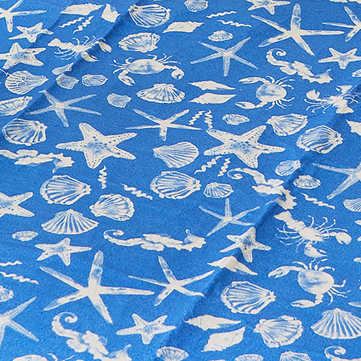 Coastal Bay 135cm x 150cm Picnic Blanket Blue