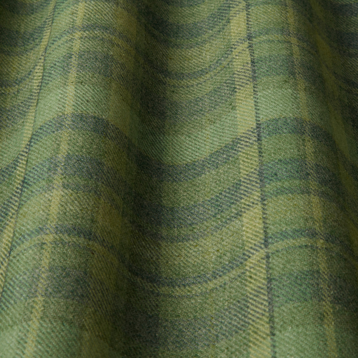 iLiv Courchevel Fabric Hunter