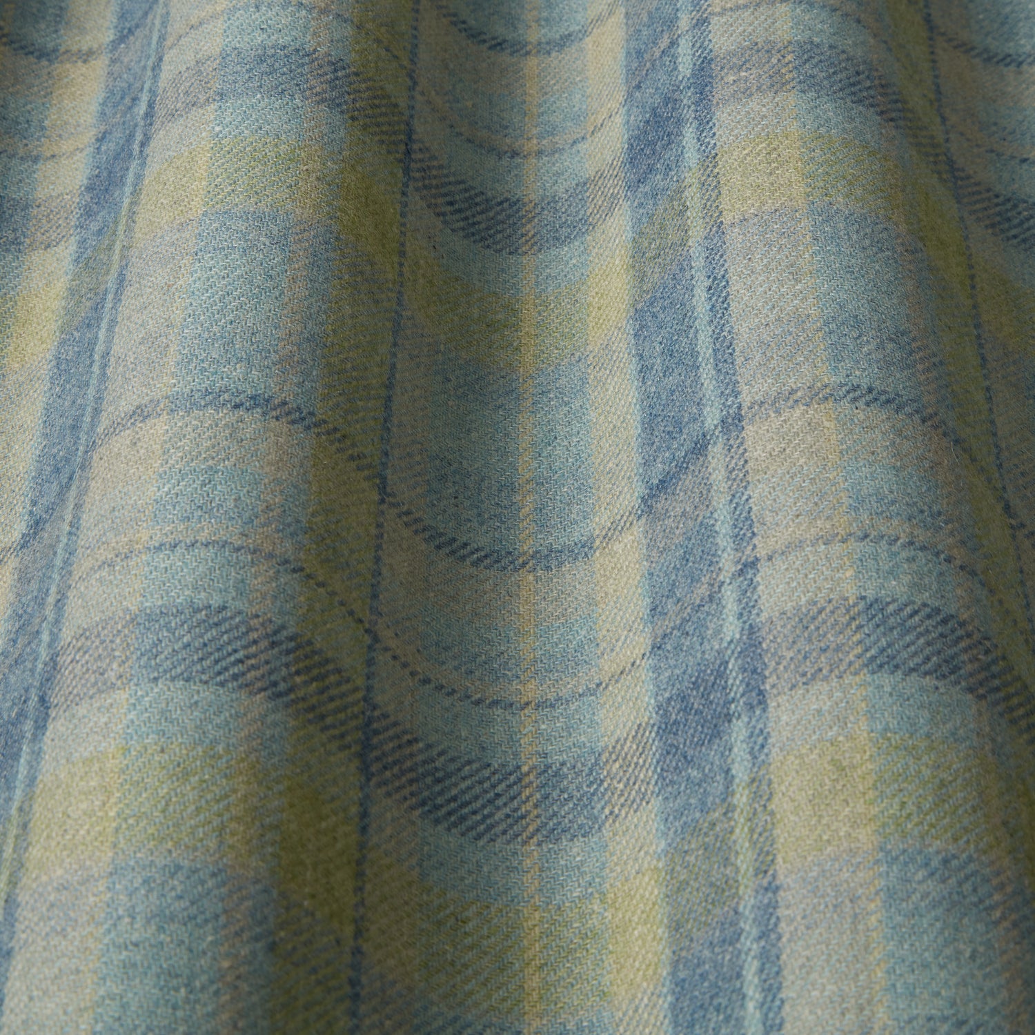 iLiv Courchevel Fabric Mineral