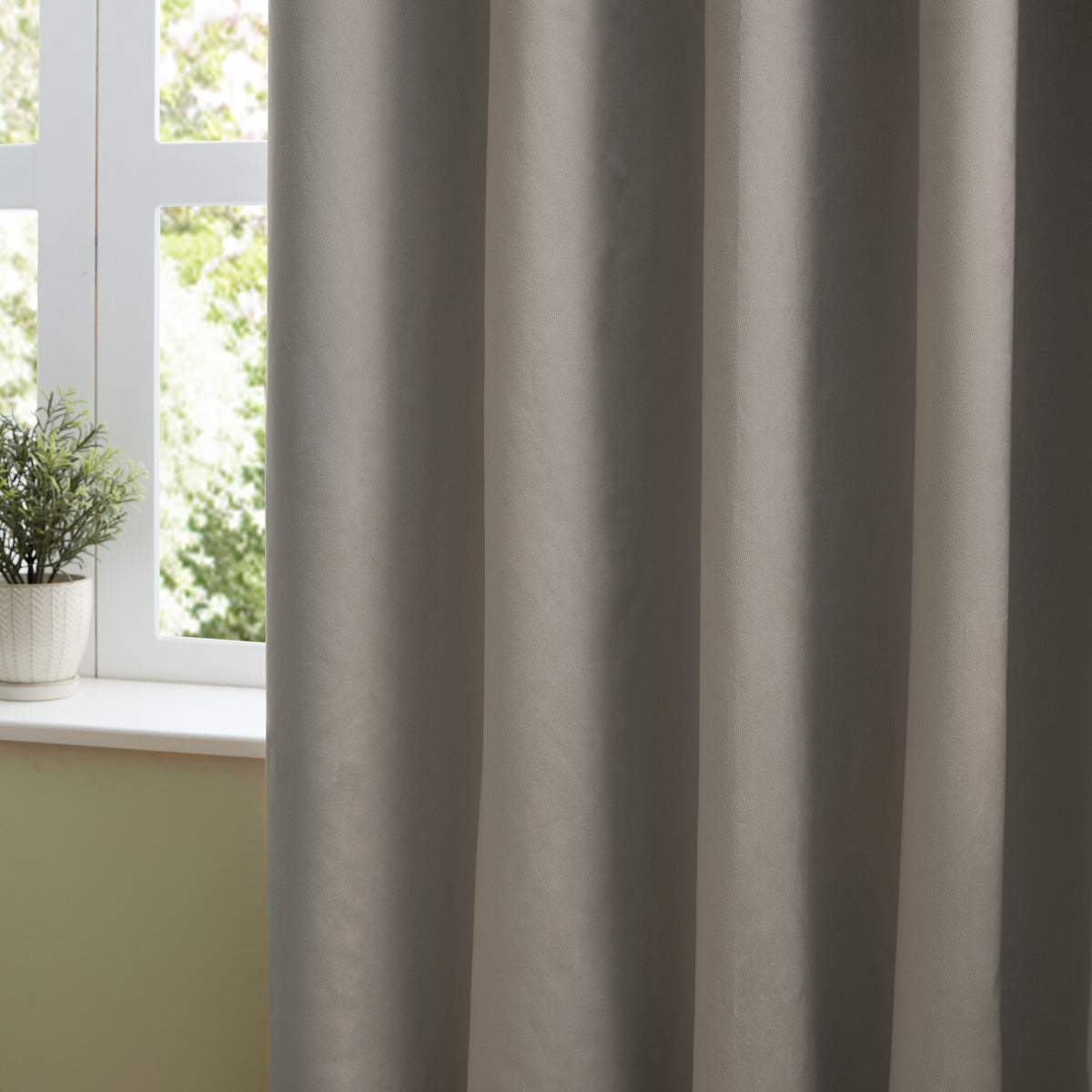 Furn Ultimate Velvet Ready Made Blackout Curtains Silver
