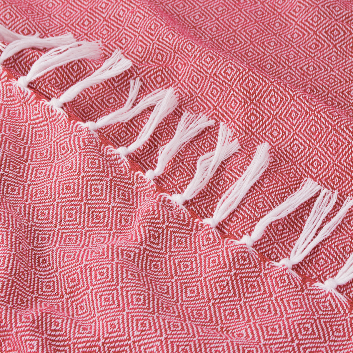 Furn Dessa Woven Outdoor Throw 130cm x 180cm Fuchsia