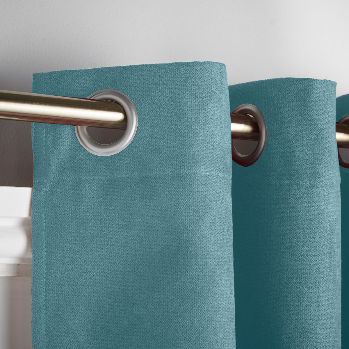 Chenille 56x84 Interlined Eyelet Door Curtain Teal