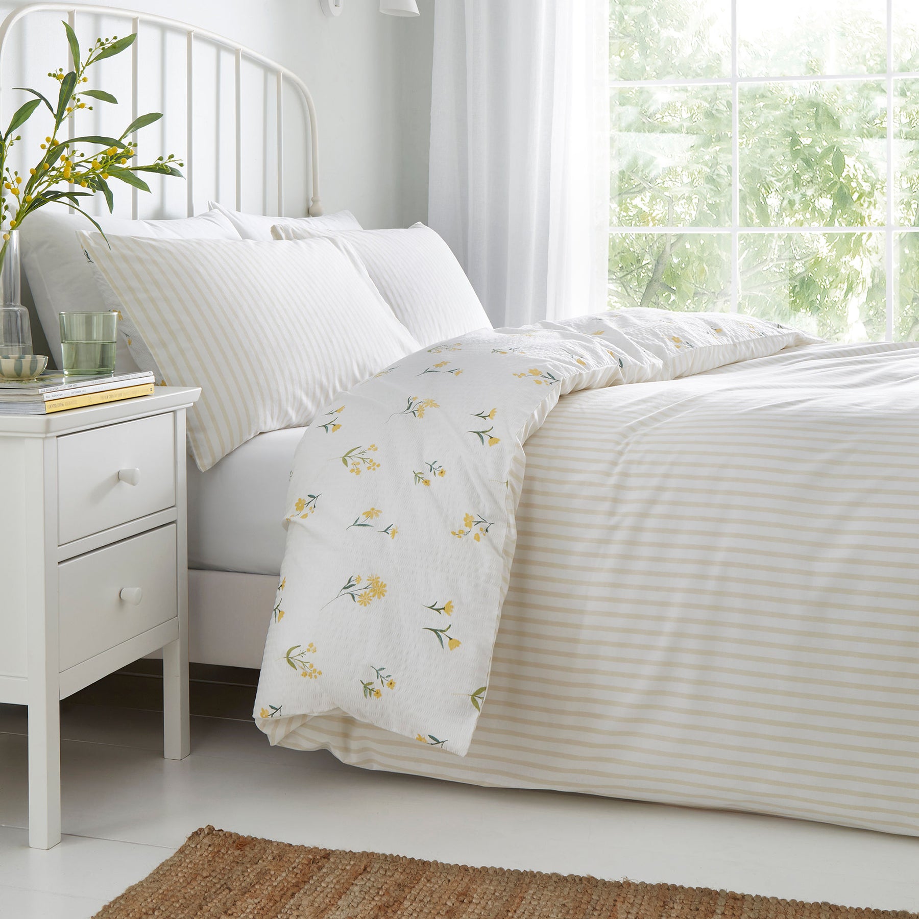 Dreams and Drapes Ditsy Floral Seersucker Duvet Cover Bedding Set Yellow