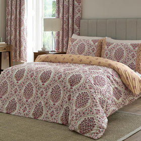 Dreams & Drapes Ashmead Duvet Cover Bedding Set Berry