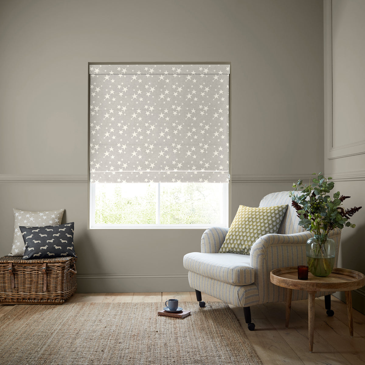 Emily Bond St Maws Made to Measure Roman Blind Pebble
