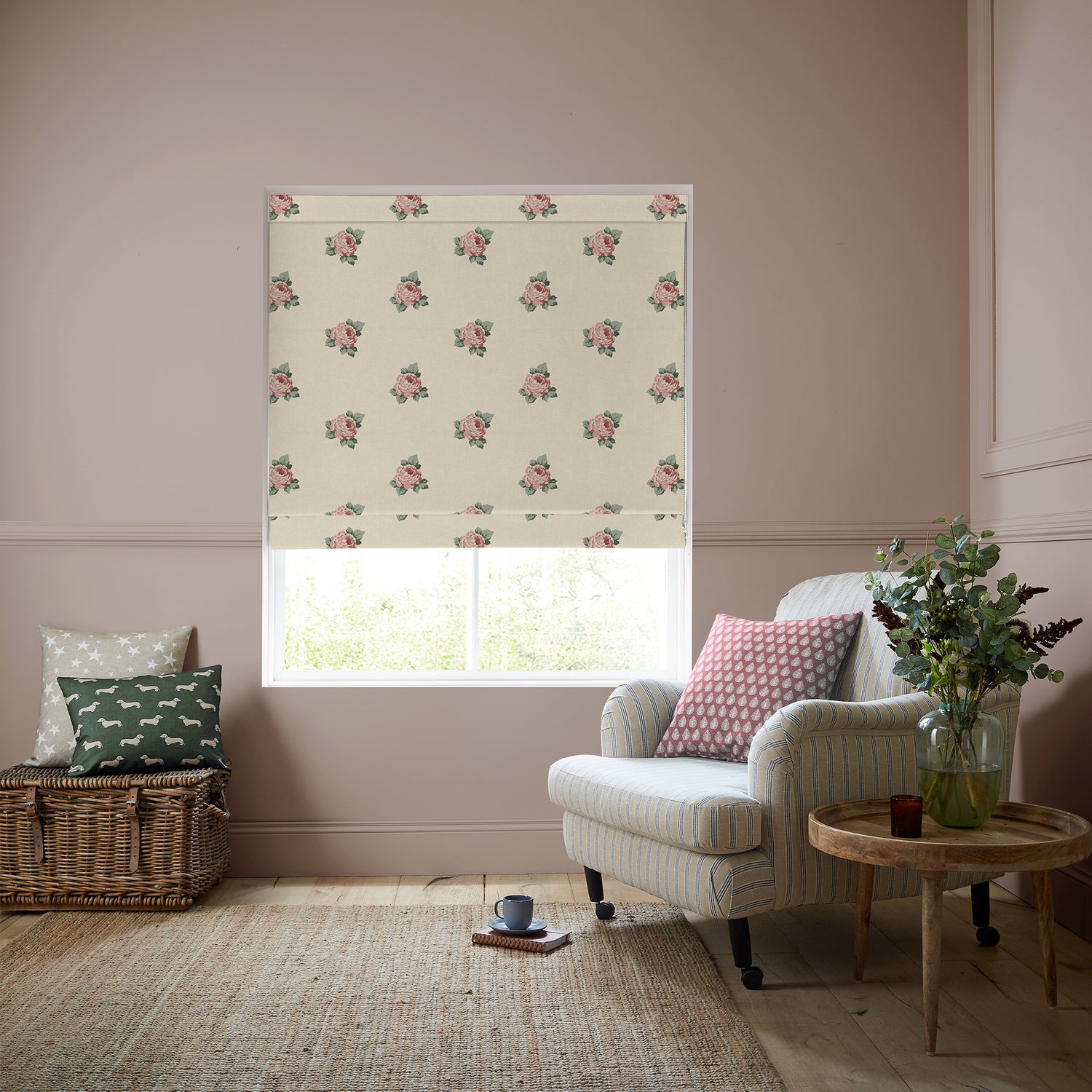 Emily Bond Emily Rose Made To Measure Roman Blind Rouge