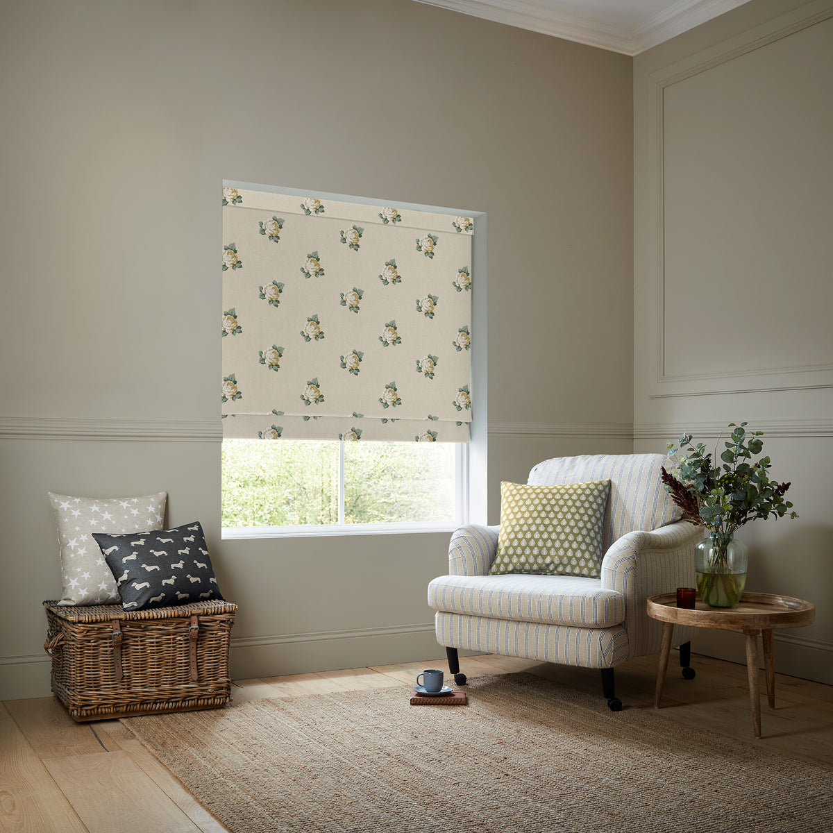 Emily Bond Emily Rose Made To Measure Roman Blind Gold