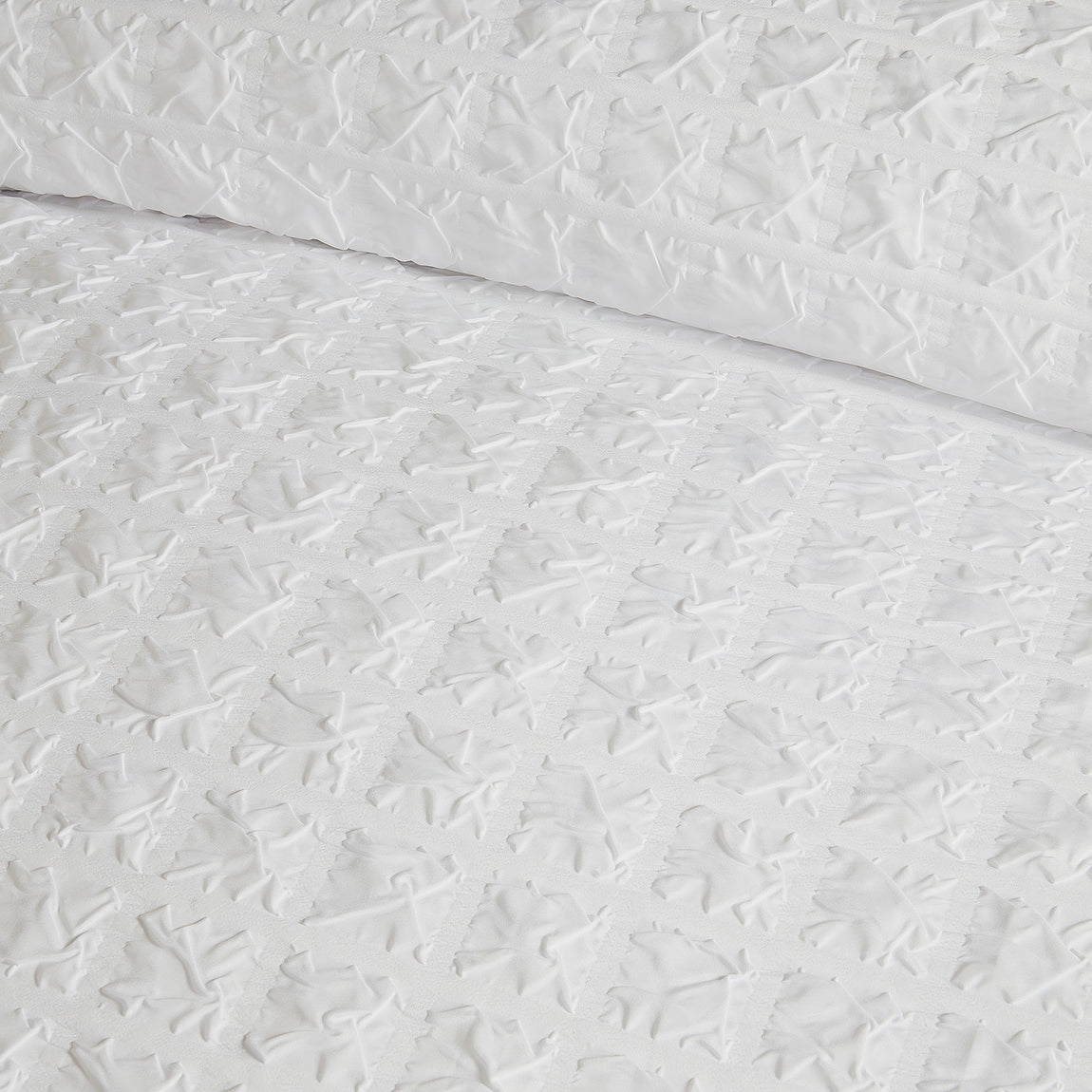 Serene Embossed Grid Duvet Cover Bedding Set White